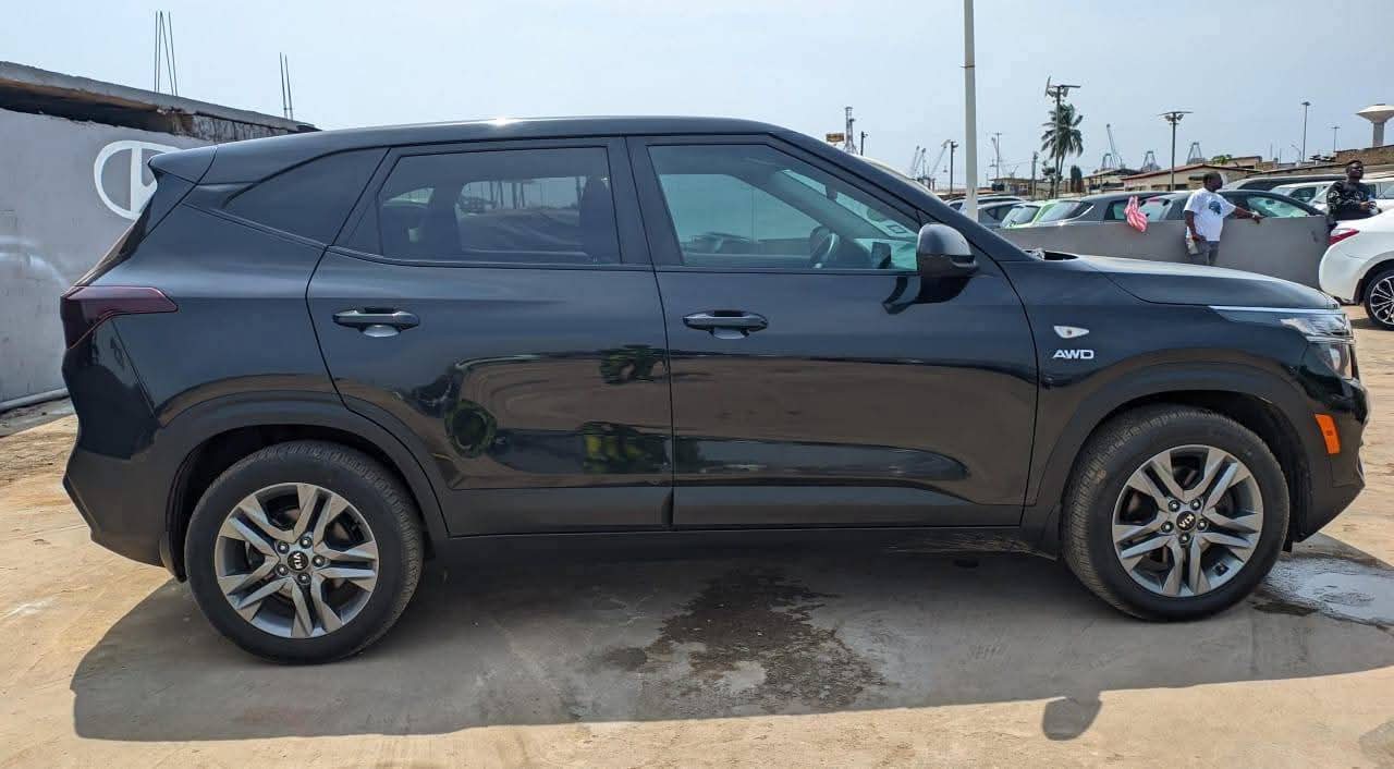 Kia Seltos occasion 2021 automatique essence 4 cylindres