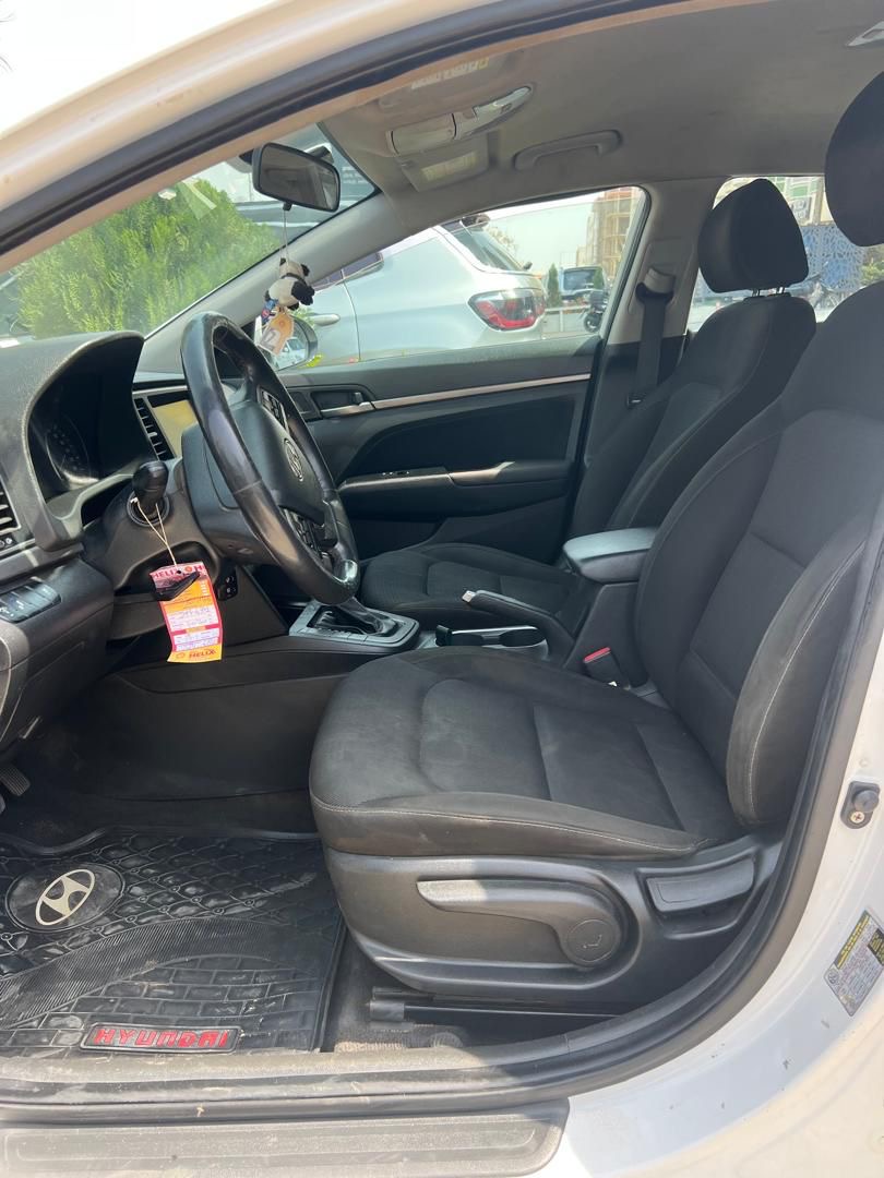 Hyundai ELANTRA 2017 Essence Automatique