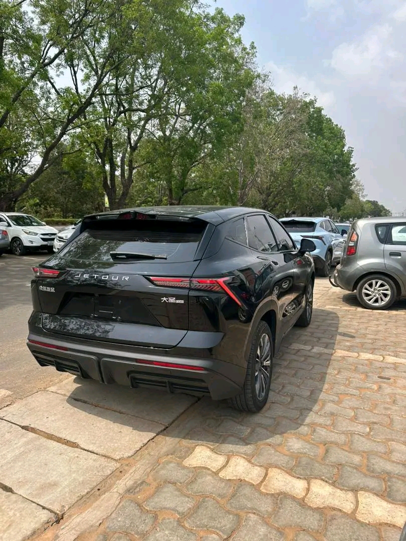 Jetour Dashing Hybride 2025 à vendre à Lomé – Déjà dédouanée