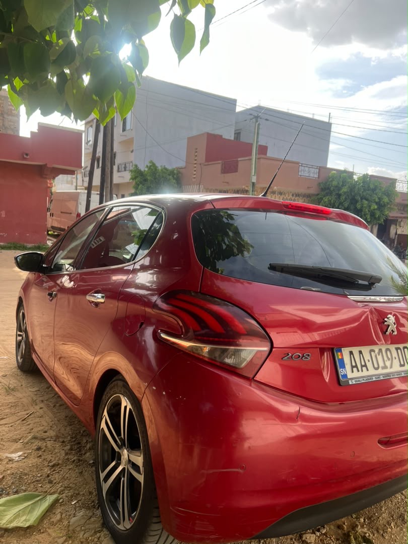Peugeot 208 2016 Diesel Manuelle Climatisée