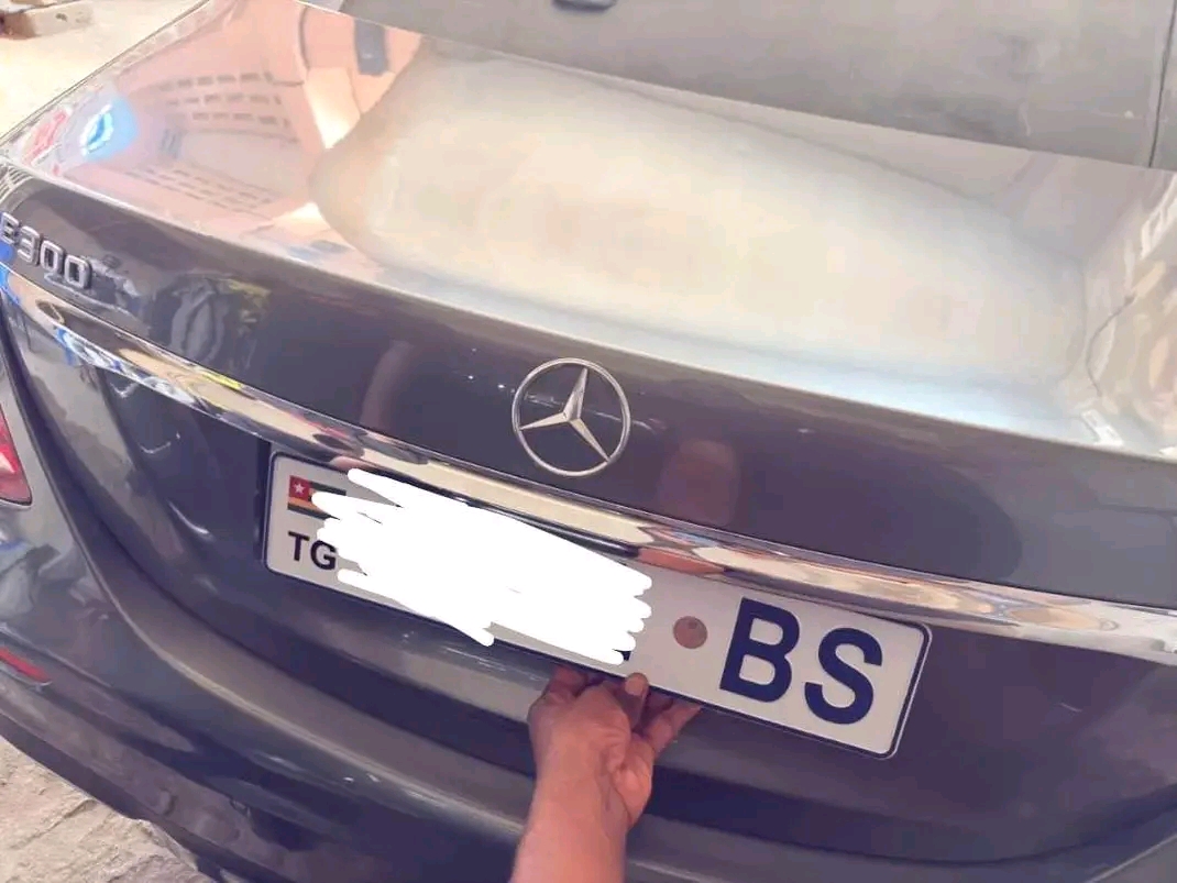 Mercedes-Benz E300 2016 automatique