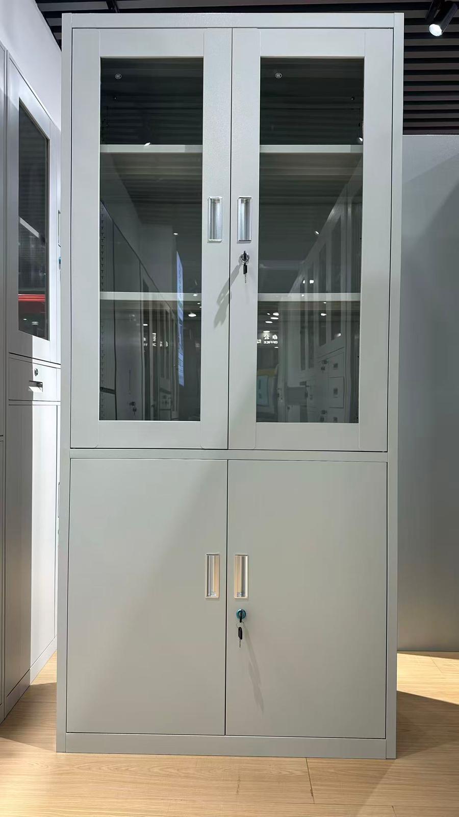 Armoire et rangement métallique