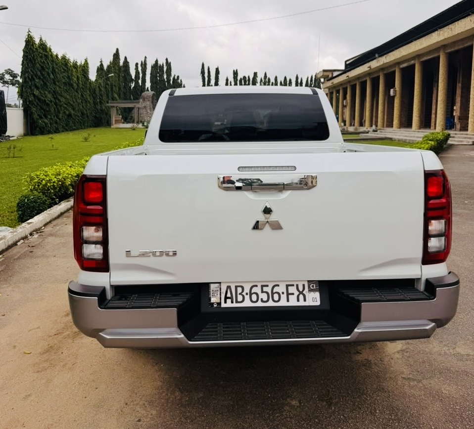 MITSUBISHI L200 AUTOMATIQUE ANNÉE 2026