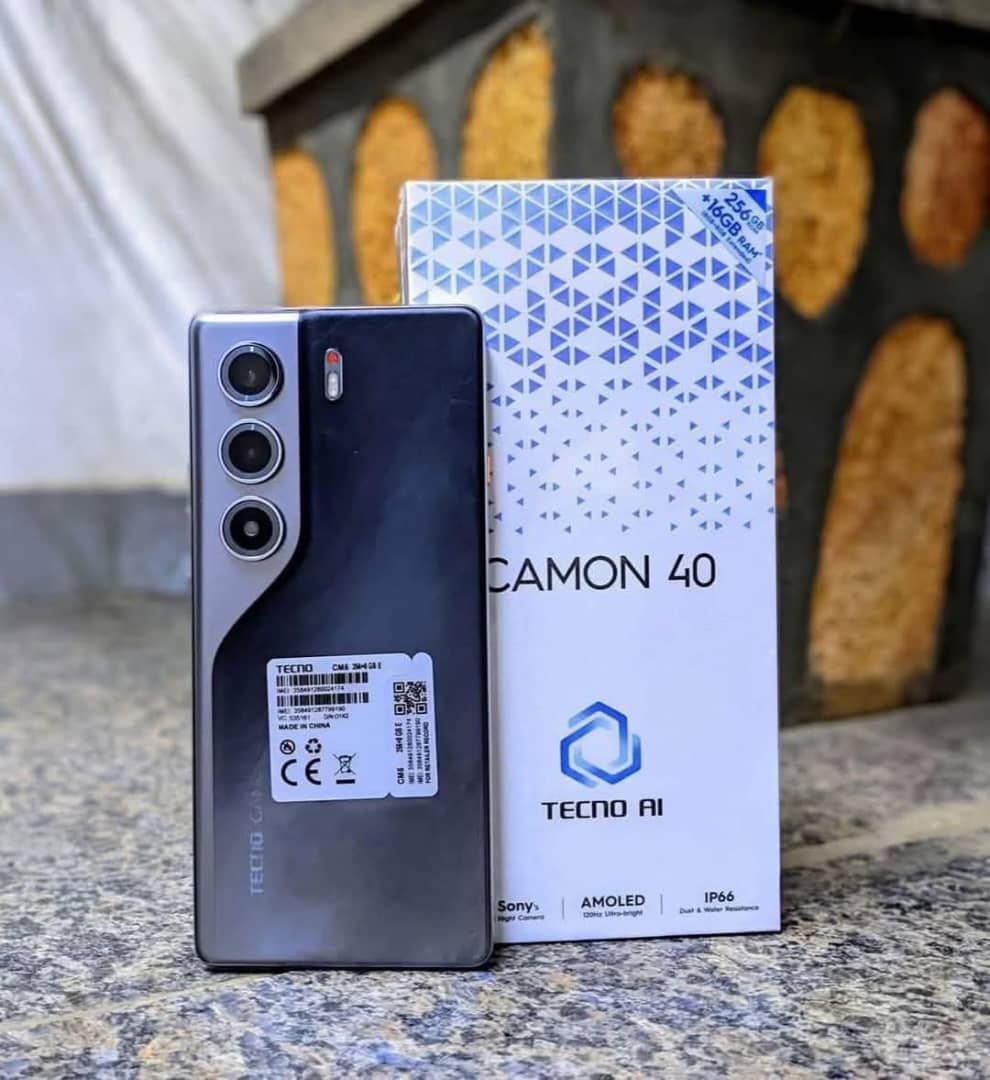 Télévision LED , téléphones