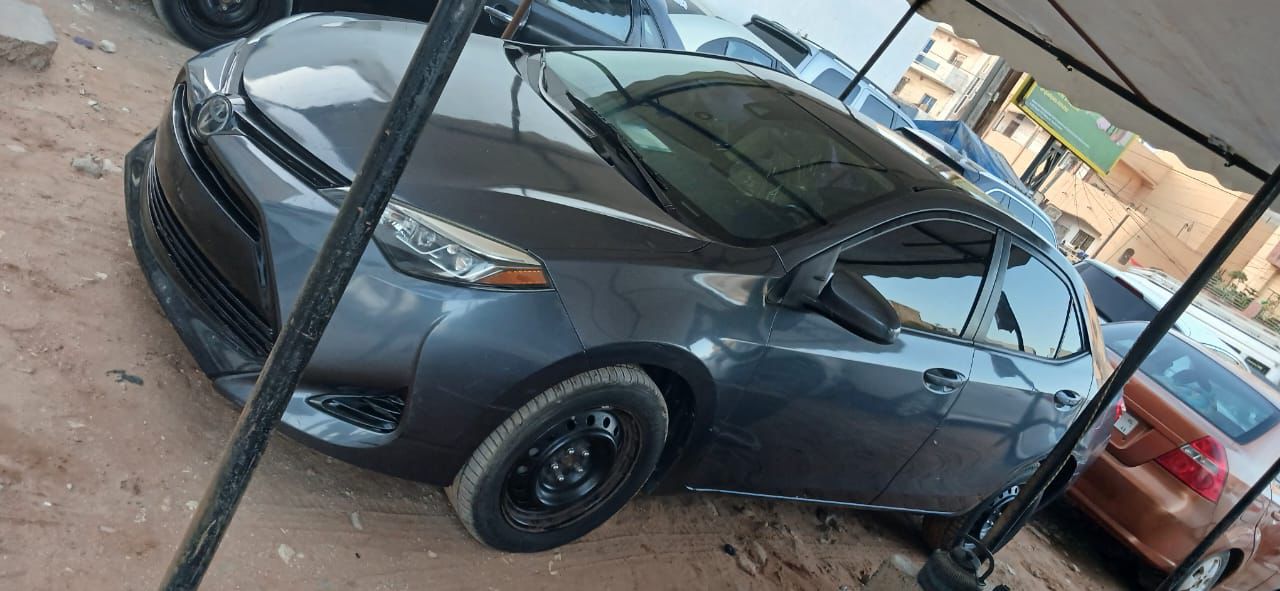 Toyota Corolla 2017 Automatique Essence Dakar