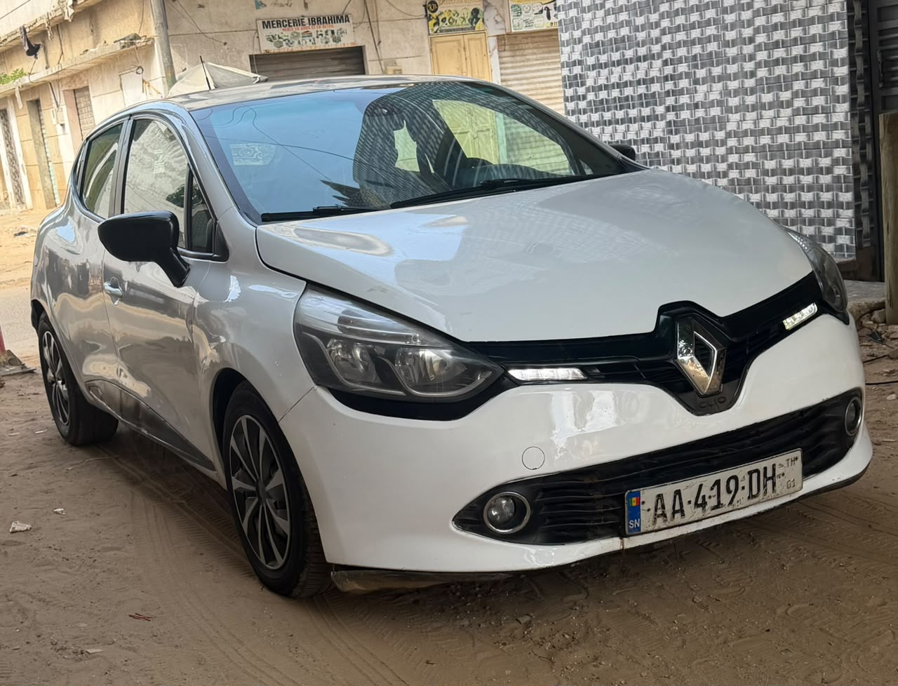 Renault Clio 4 2016 Diesel Manuelle Climatisée – 128 000 km
