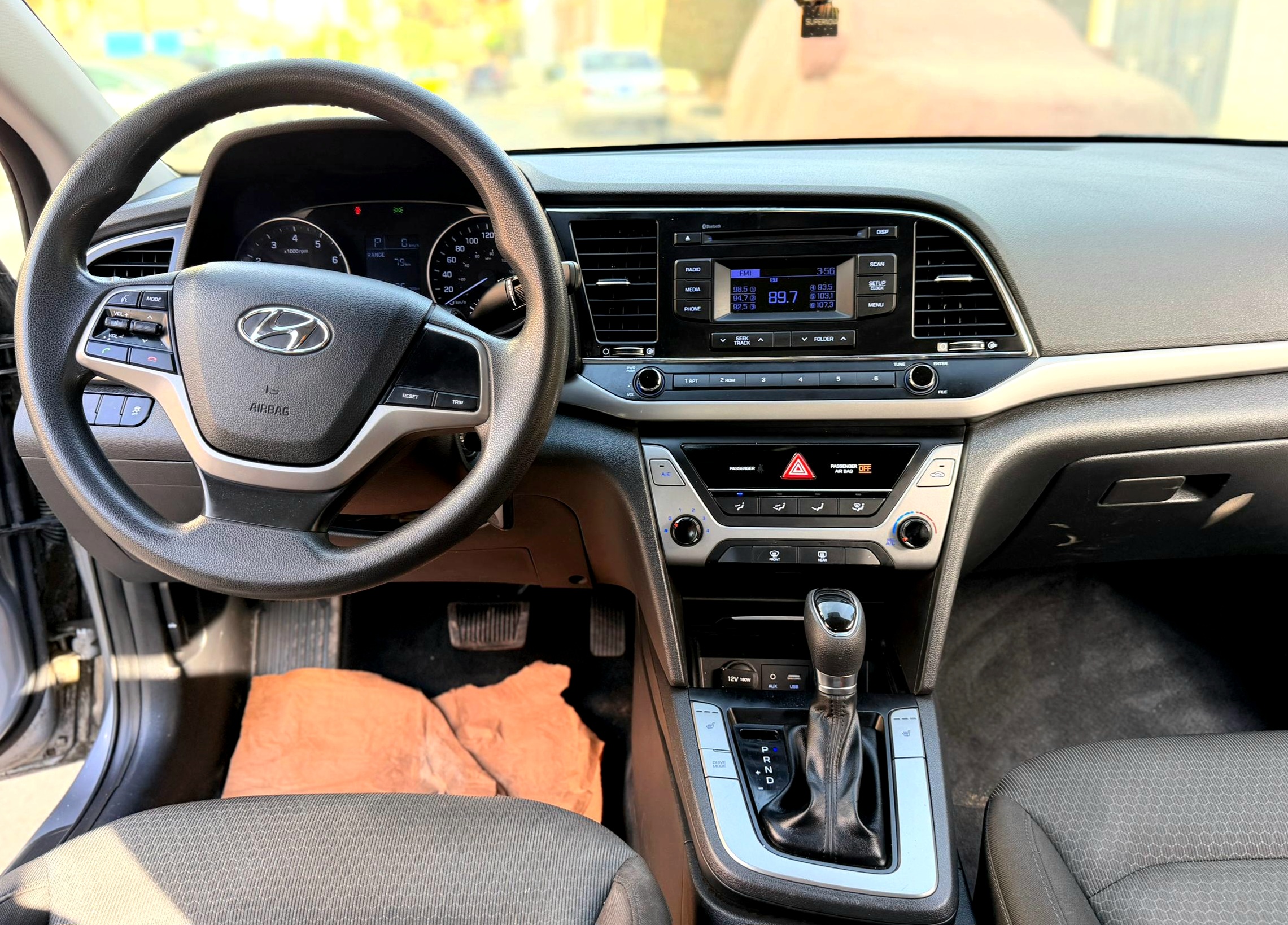 HYUNDAI ELANTRA 2017 ESSENCE AUTOMATIQUE