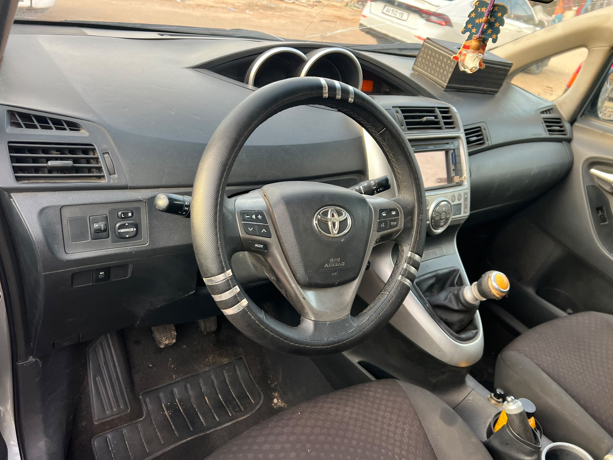 TOYOTA VERSO 7 PLACES