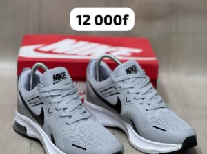 chaussures fermées homme Nike,