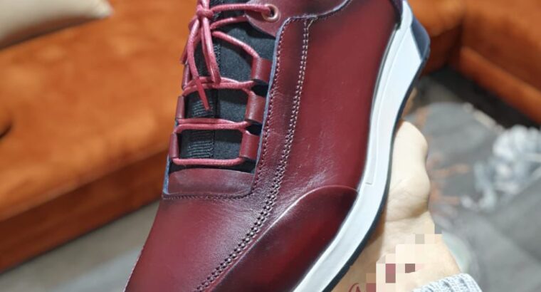 Chaussures en cuir noir pour homme