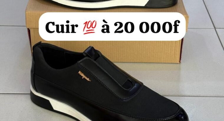 Chaussures en cuir noir pour homme